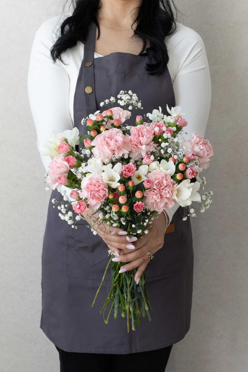 Charming Carnations Bouquet