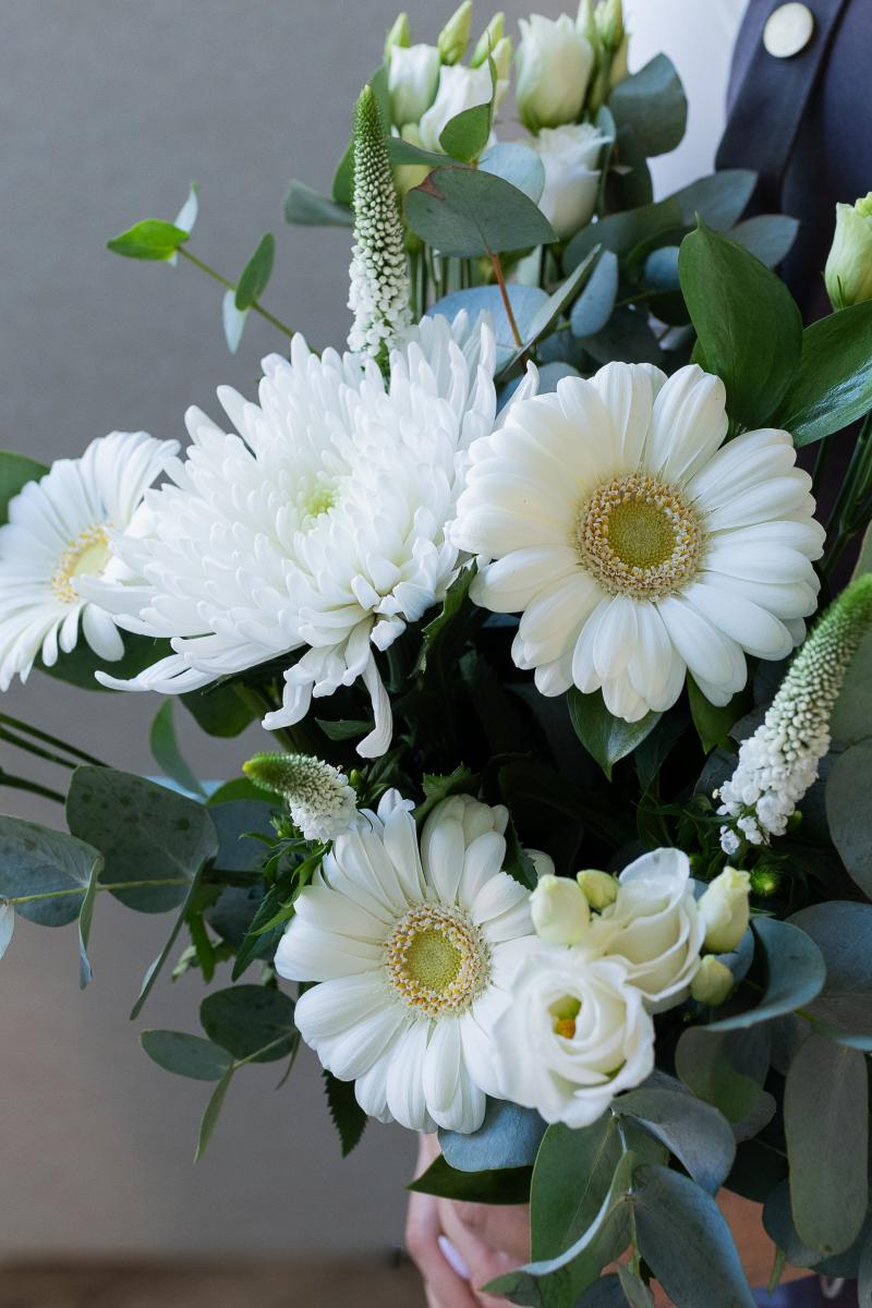 Scented White Bouquet