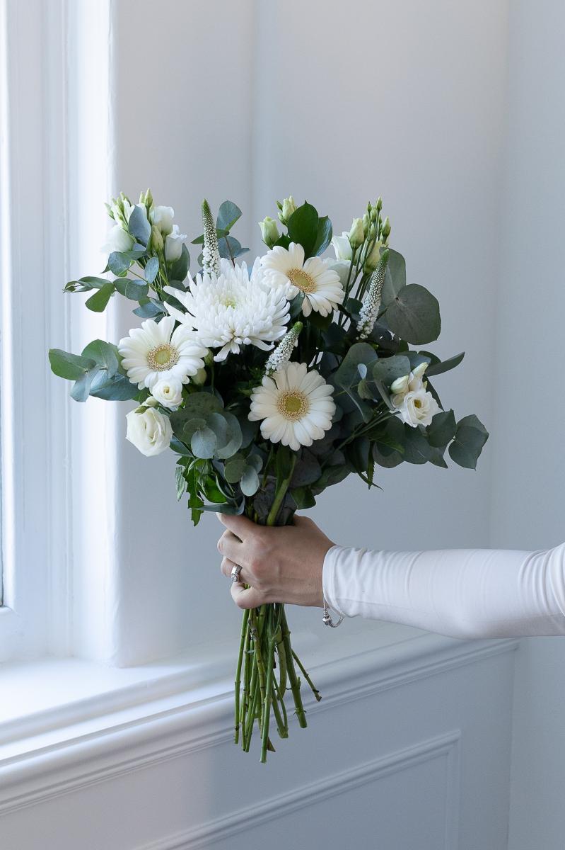Scented White Bouquet