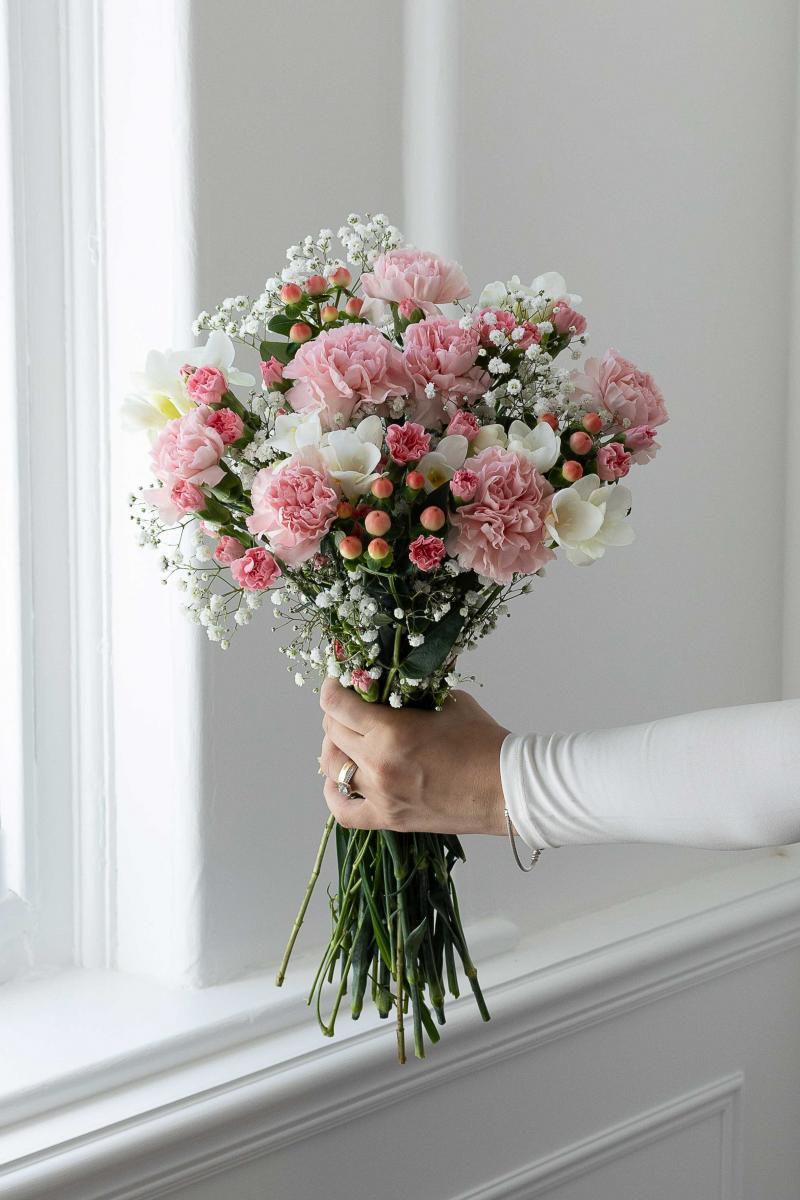 Charming Carnations Bouquet