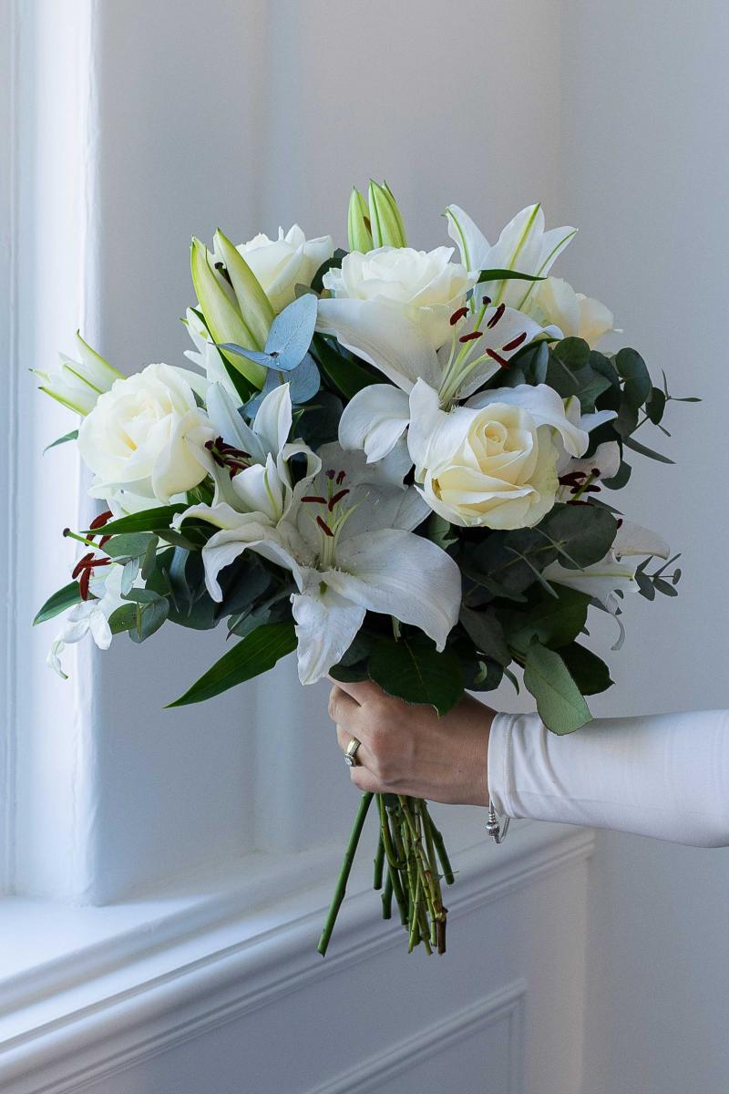 Luxury Lily and Rose Bouquet