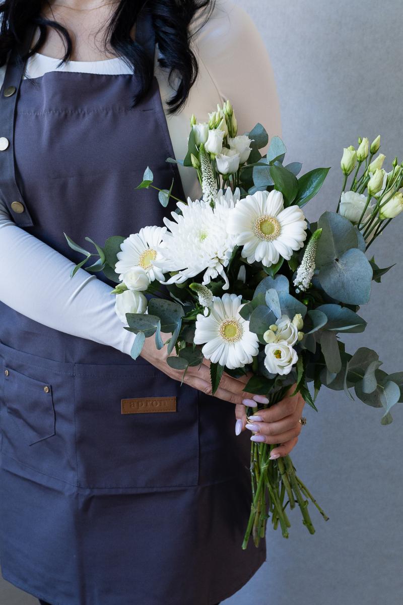 Scented White Bouquet